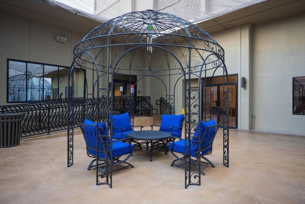 Together - Penthouse - 2 Bed & 2 Bath * Las Vegas