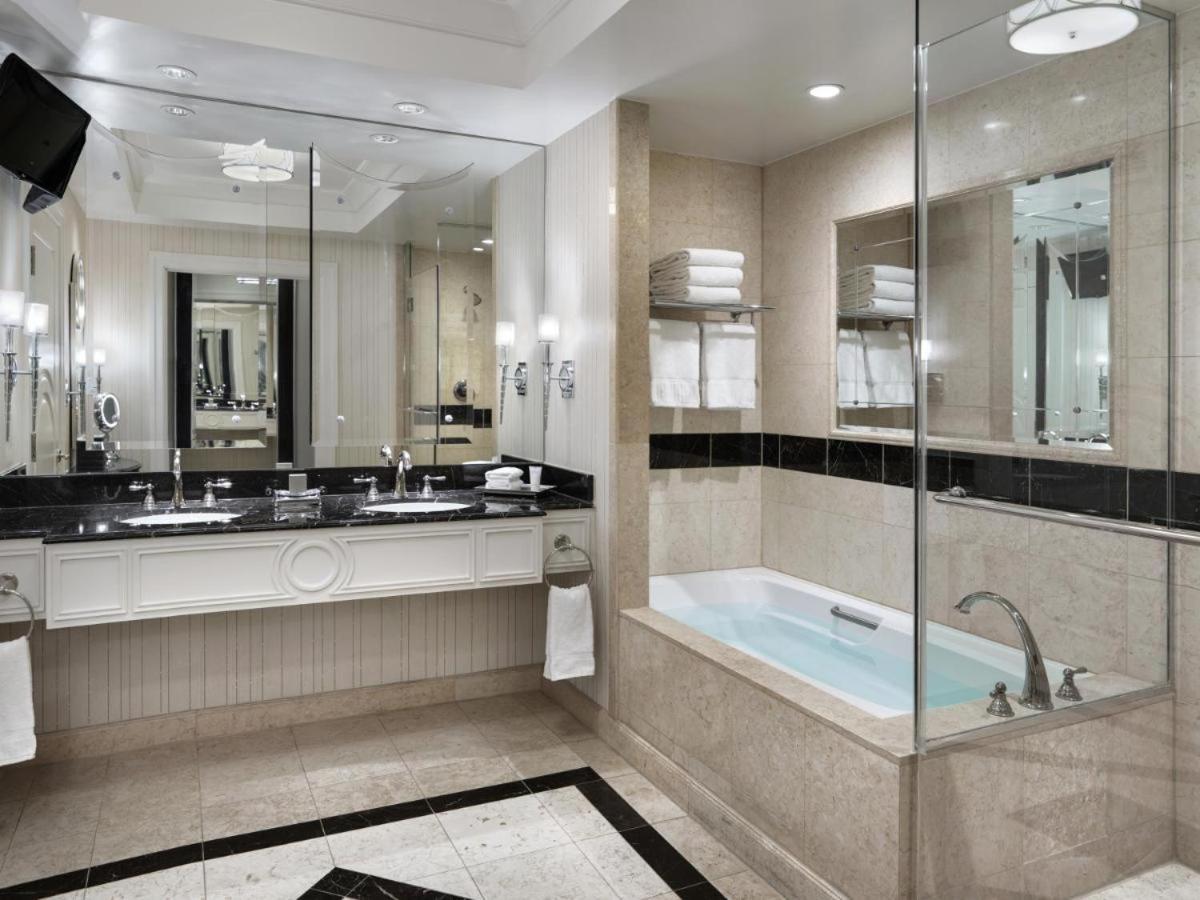 The Palazzo At The Venetian & Casino By Suiteness Hotel