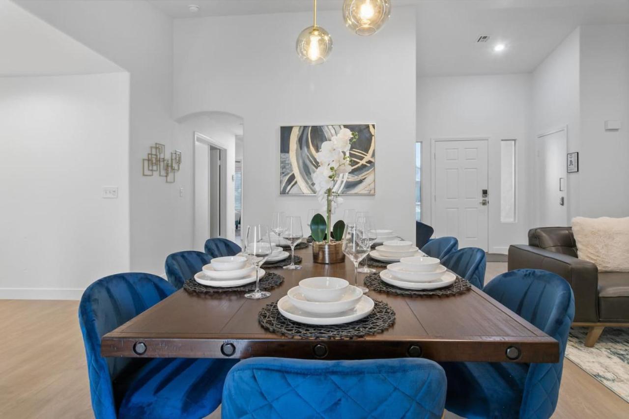 Stylish 4br With New Pool By Craig Park Holiday home Las Vegas
