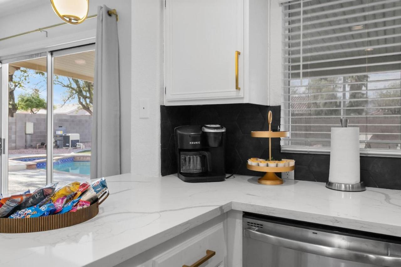 Holiday home Stylish 4br With New Pool By Craig Park *