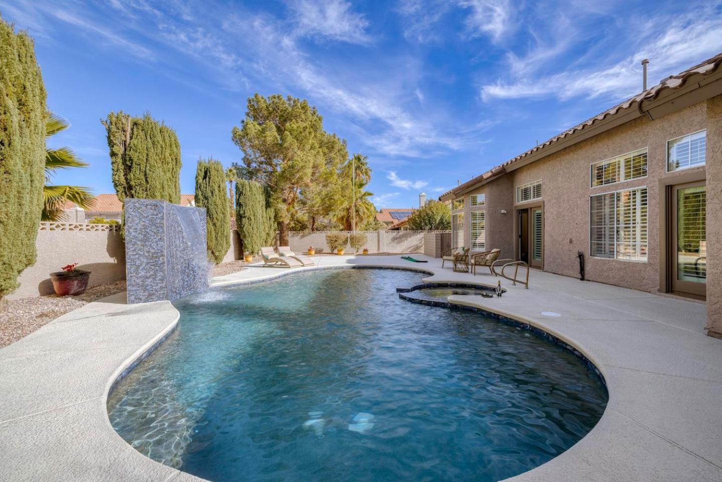Brand New Listing Modern Hacienda Heated Pool Holiday home Las Vegas
