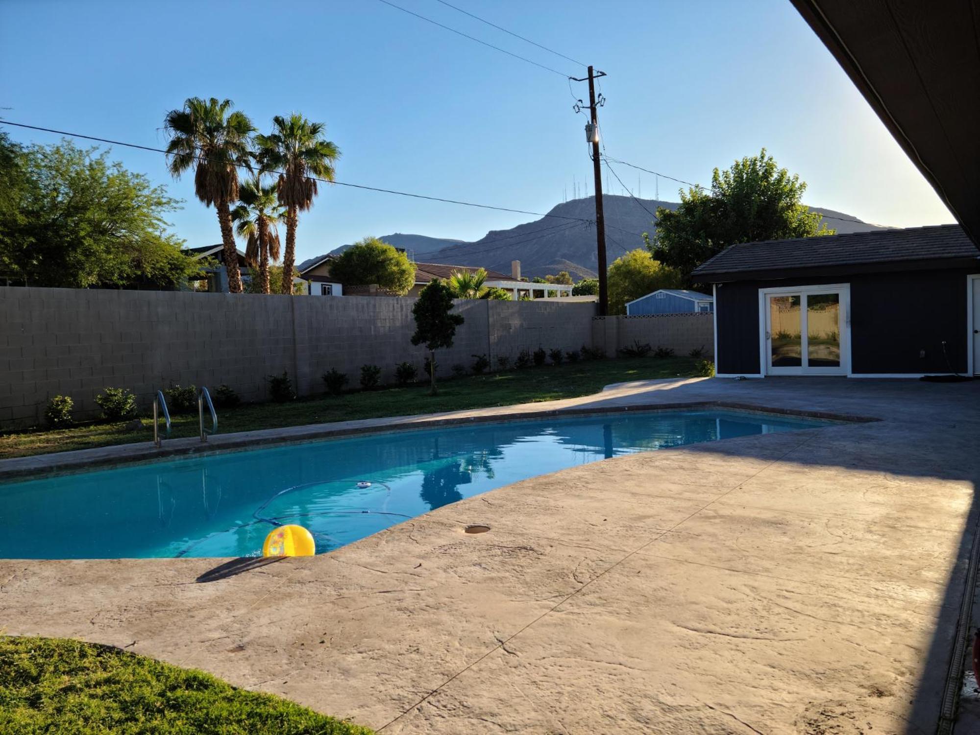 Lux Private - Pool, Billiards, 8 Smart Tvs, Board Games, Cotton Bedding - The Stone Sanctuary At Mccullough Hills Trailhead * Las Vegas