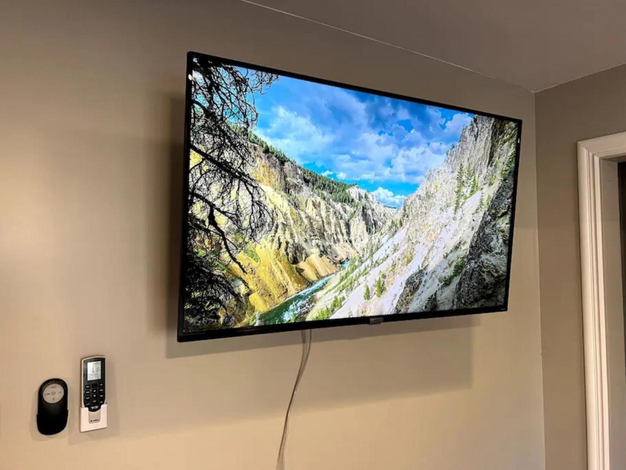 Holiday home Lux Private - Pool, Billiards, 8 Smart Tvs, Board Games, Cotton Bedding - The Stone Sanctuary At Mccullough Hills Trailhead Las Vegas