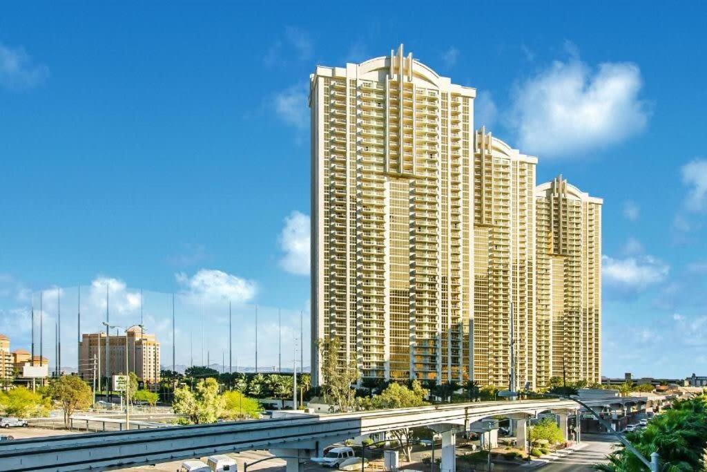 Holiday home Stunning Mgm Strip View 26611