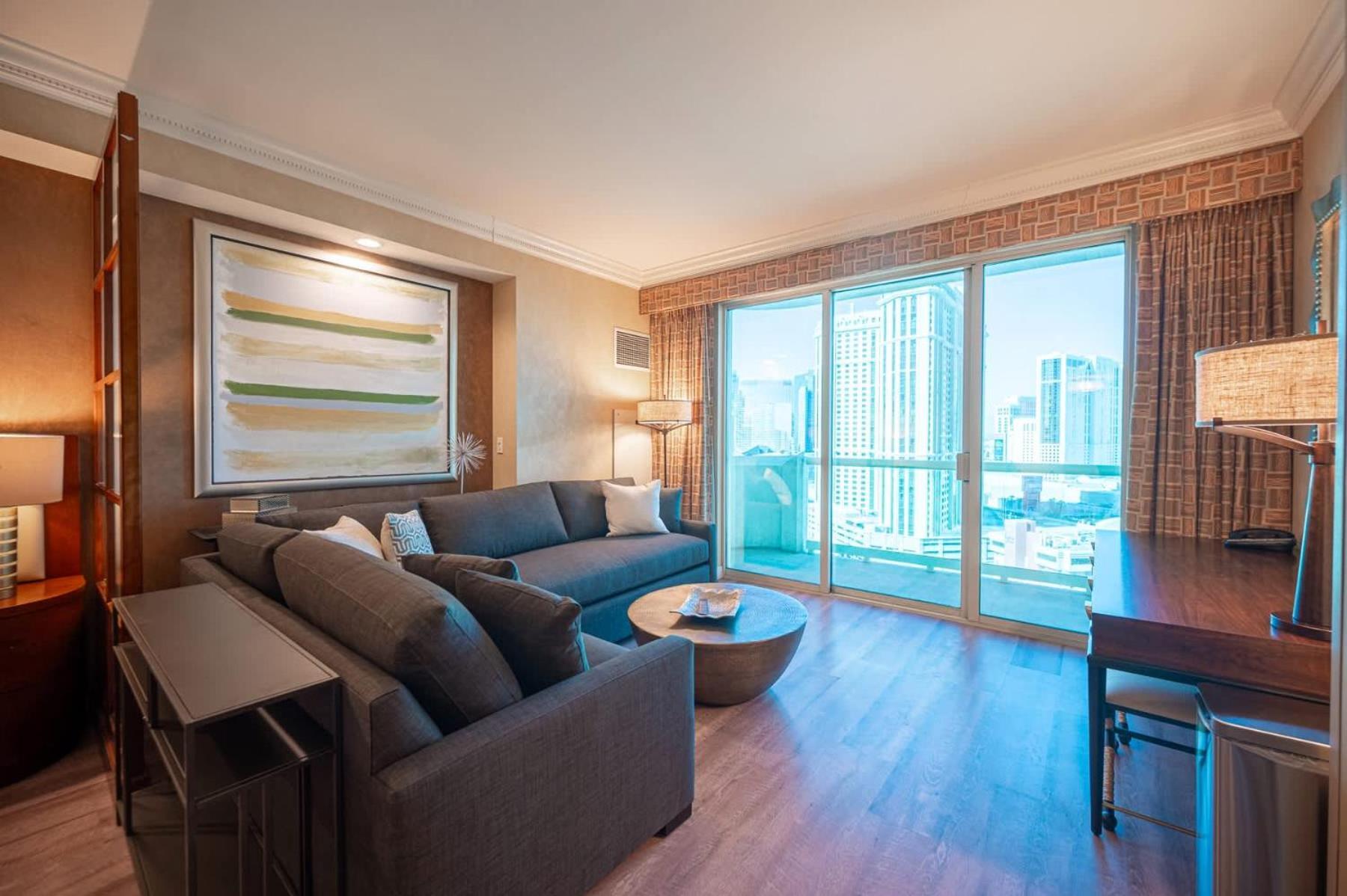 Holiday home No Fee Strip View Balcony+ Valet Parking