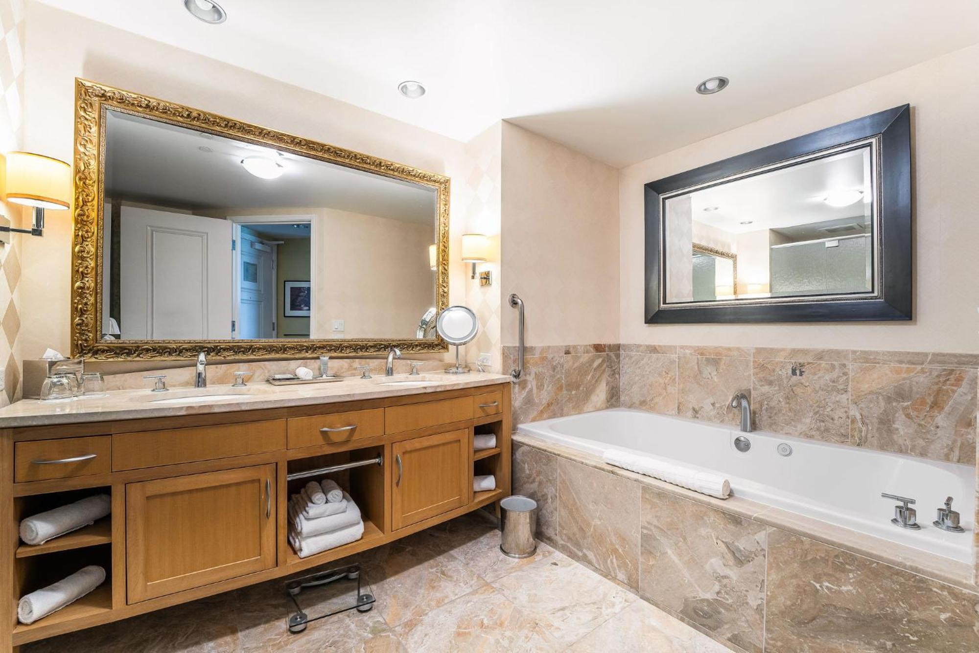 Five Star Trump No And Cleaning Fees Holiday home Las Vegas