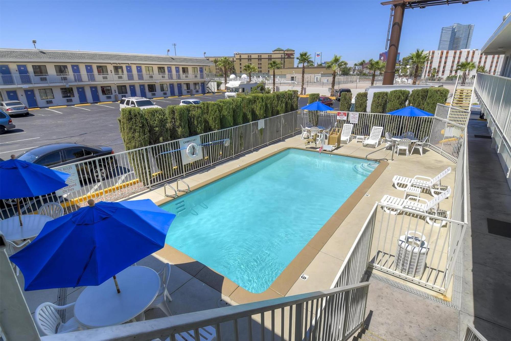 6 Vegas, Nv - I-15 Stadium 2* Las Vegas