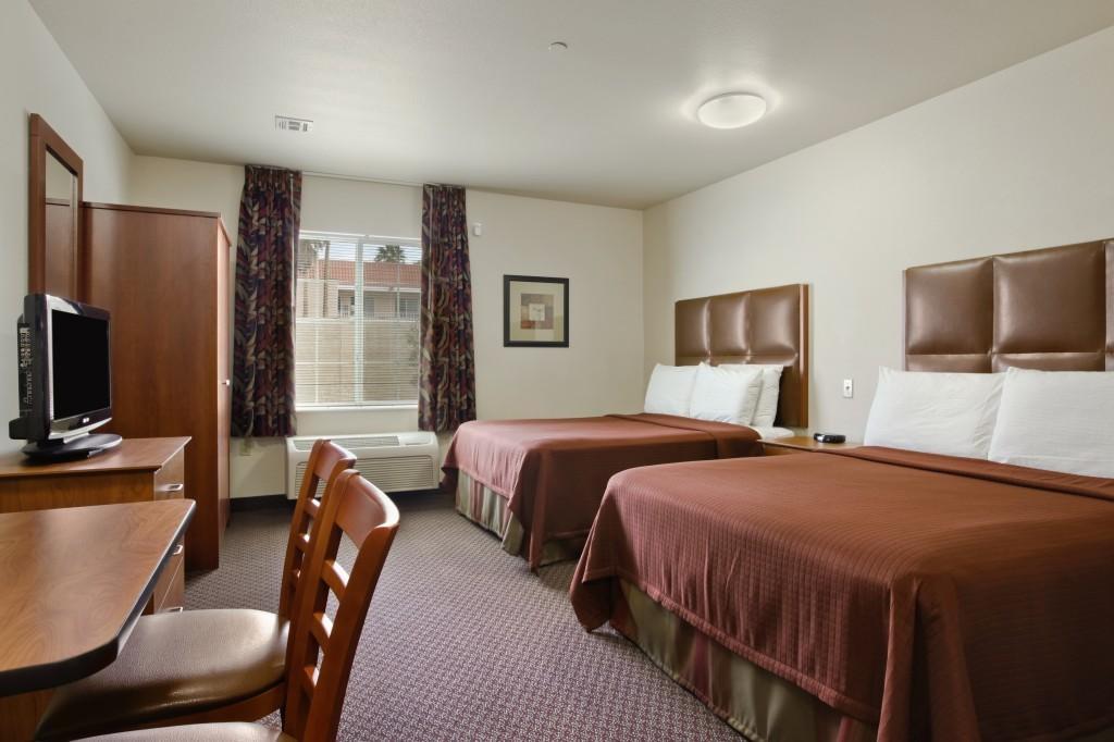 Hotel Howard Johnson Vegas / Near Nellis Afb 3*