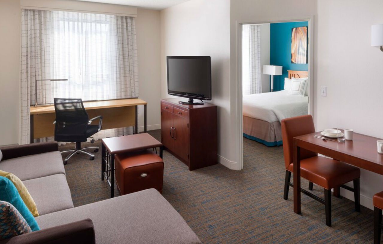 By Marriott Hughes Center 3*