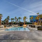 Mgm Signature-04-714 1Br 2Ba Balcony Suite