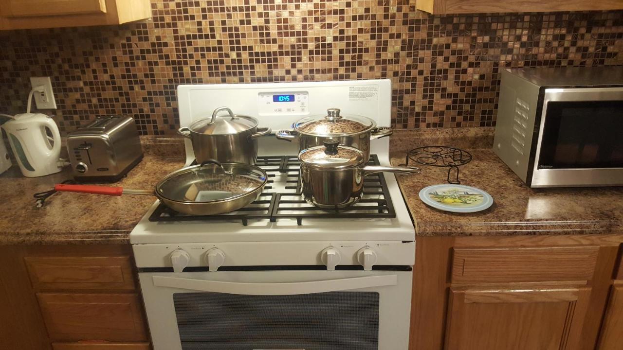 Vacation 3.5 Mi To Strip/dt/outlt Up To 8 Gst Holiday home *