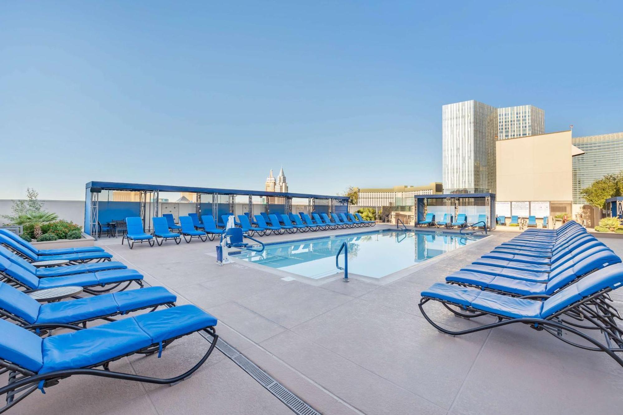 Hilton Vacation Club Polo Towers Hotel 3*