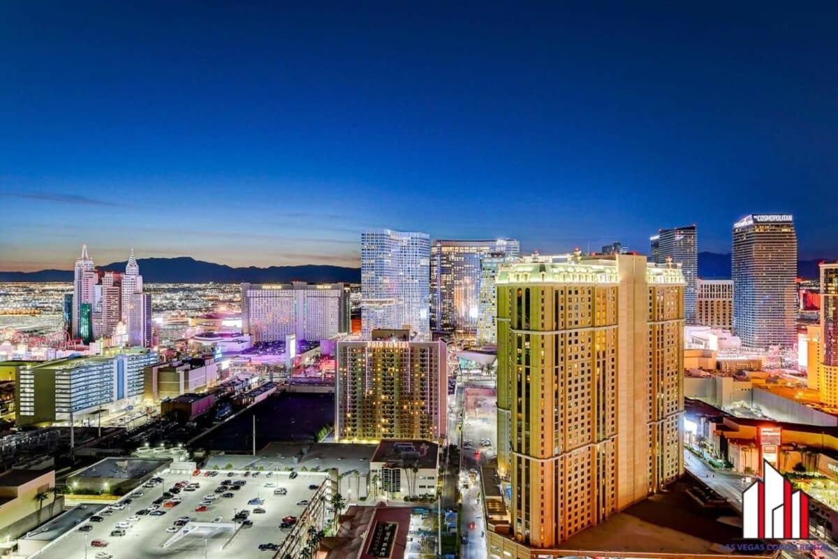 Mgm Signature-33-709 F1 Track & Strip View Balcony *