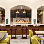 Hampton Inn Tropicana