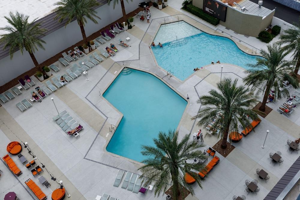 Oyo And Casino Resort 3*