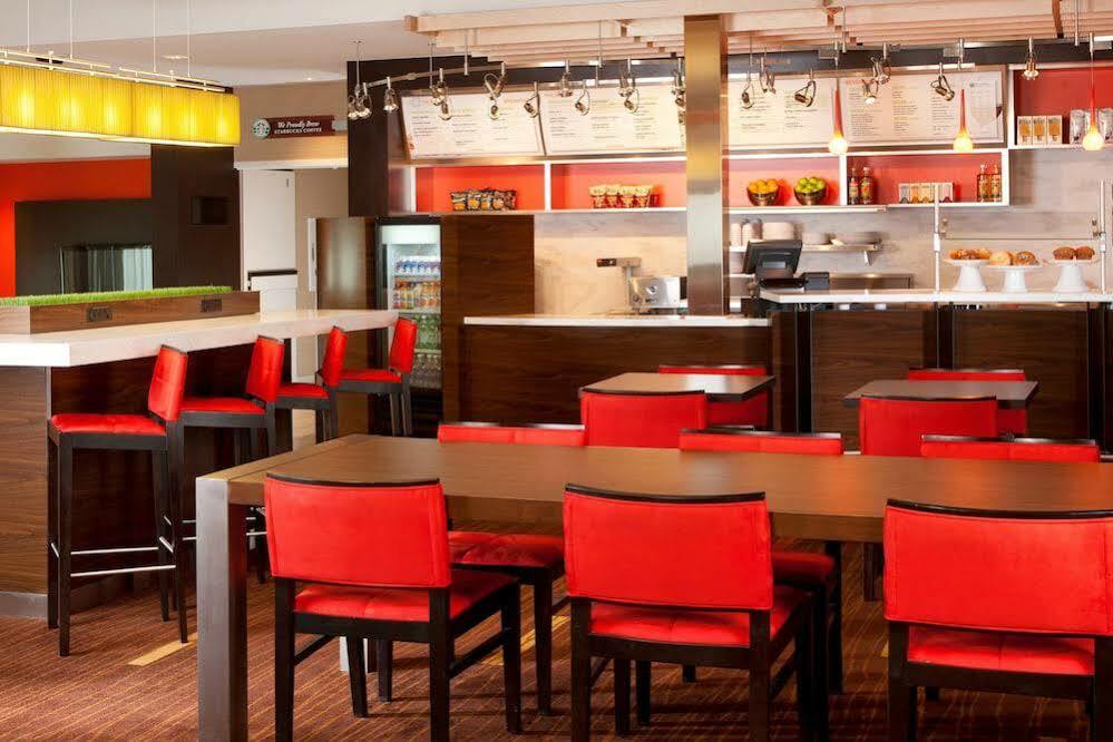 Courtyard By Marriott Convention Center Las Vegas