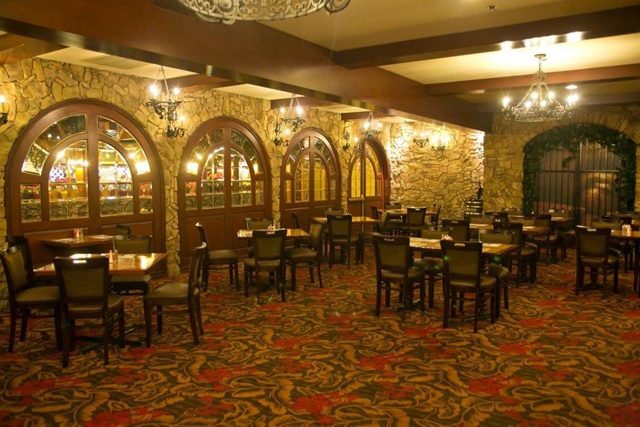 Hotel Silver Sevens & Casino 3*